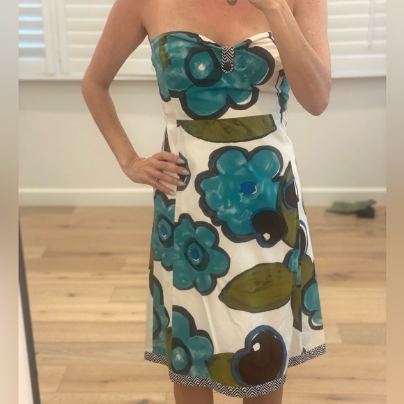 Maeve Ariyeh Floral Strapless Dress from Anthropologie - Picture 4 of 11